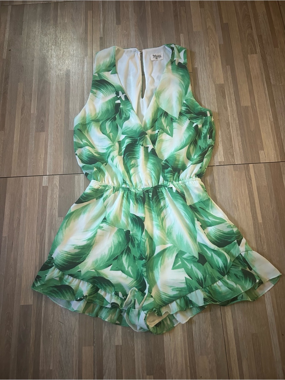 Show Me Your Mumu Green Leaf Print Sleeveless Romper V Neck Size Small Lined
